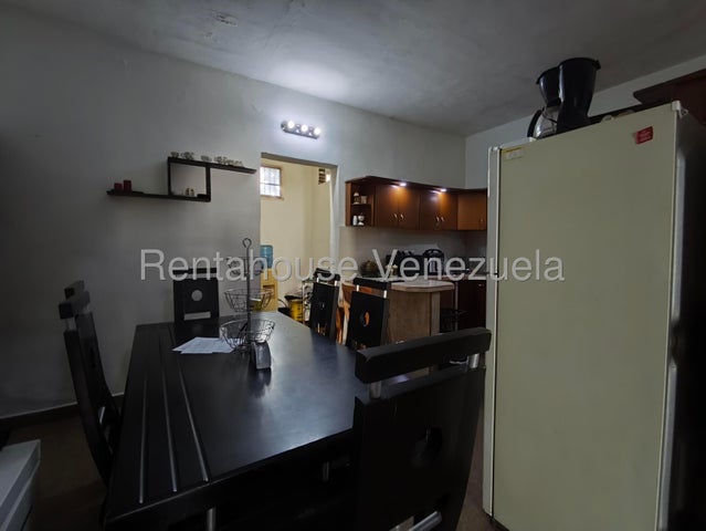 Casa en conjunto privado  en venta en Los Caobos Valencia Carabobo CODIGO 26-15100