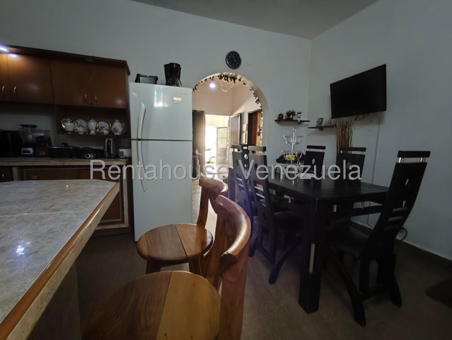 Casa en conjunto privado  en venta en Los Caobos Valencia Carabobo CODIGO 26-15100