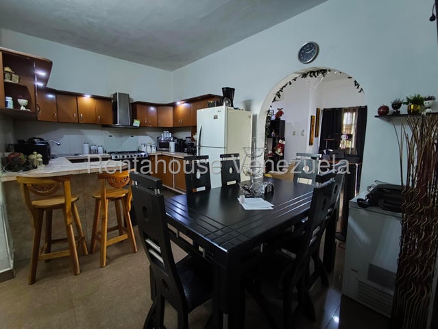 Casa en conjunto privado  en venta en Los Caobos Valencia Carabobo CODIGO 26-15100