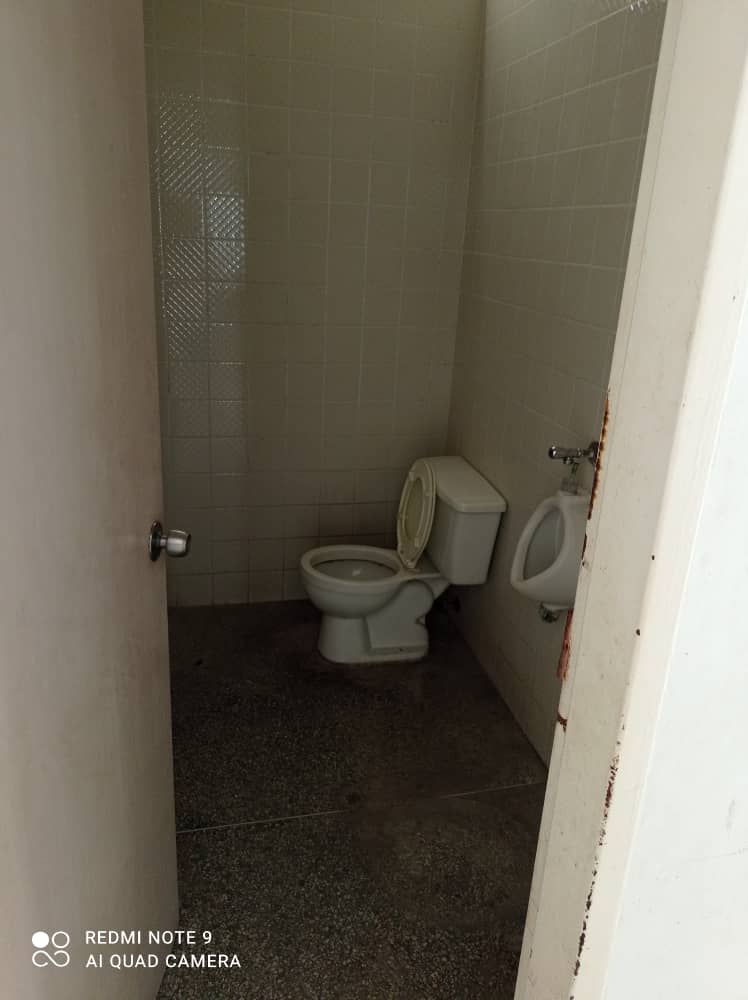 INMOBILIARIA FARRO ALQUILA LOCAL ZONA CENTRO 