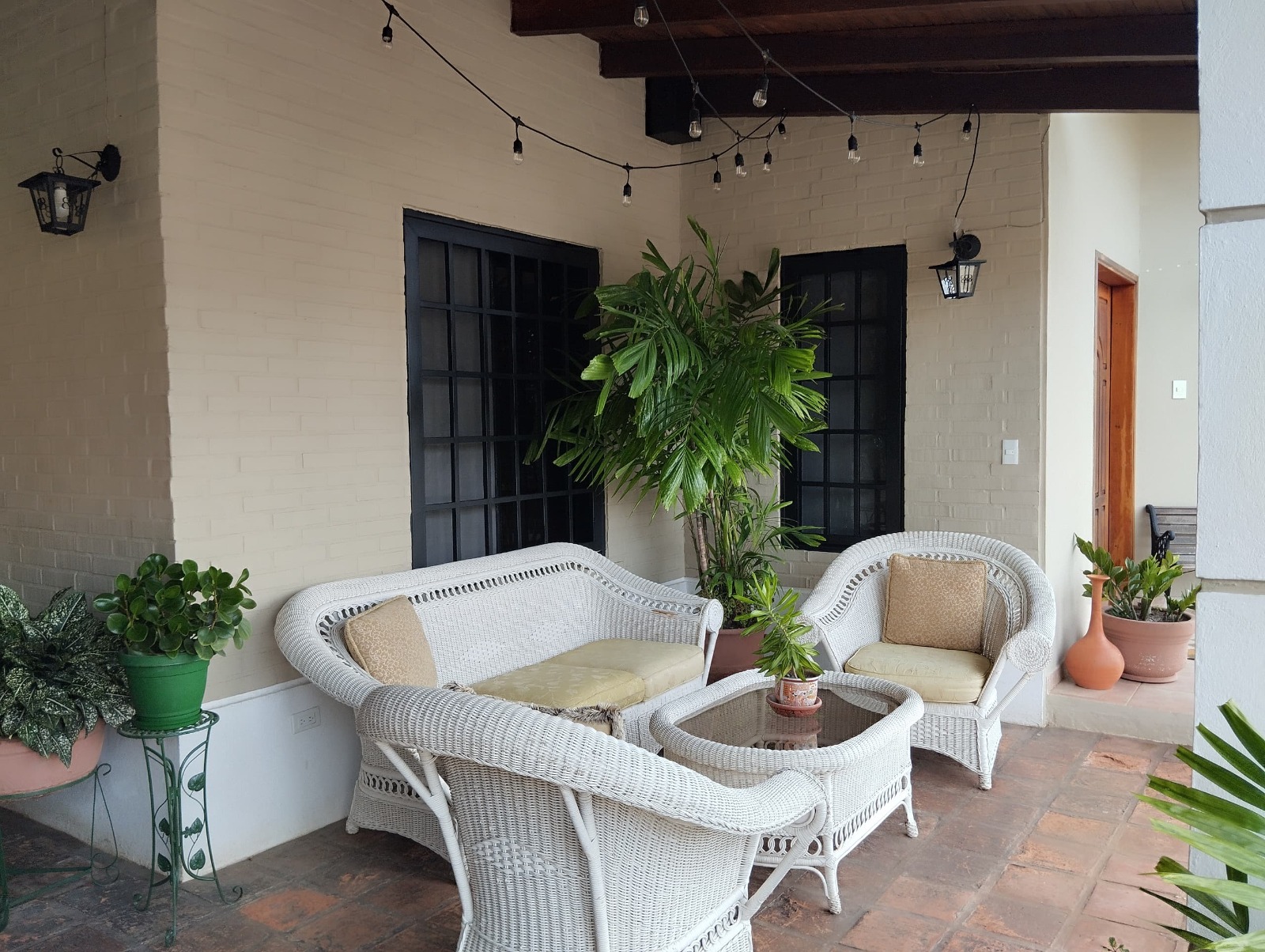 INMOBILIARIA FARRO ALQUILA CASA URBANIZACIÓN SAN MIGUEL PRIMERA ETAPA CONDOMINIO LOS TEPUY