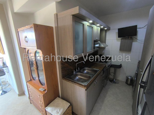 En el parral apartamento en venta ubicado en Valencia codigo 25-17137 ELOISA MEJIA 