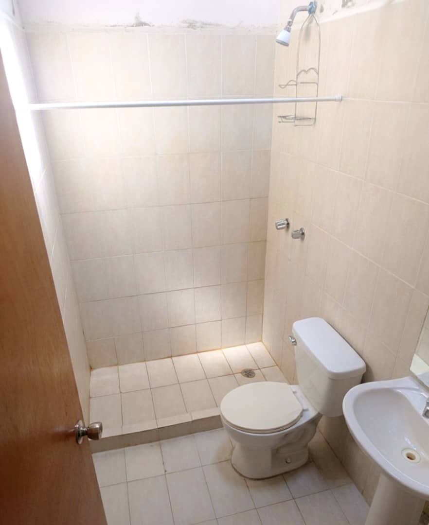 INMOBILIARIA FARRO VENDE CASA PARQUE RESIDENCIAL MARIAN SECTOR TIPURO