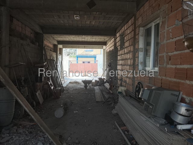 26-18700 CASA EN VENTA EN OBRA GRIS EN SANTA ANA NAGUANAGUA