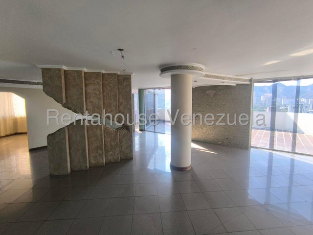 En el Bosque Apartamento con planta electrica en venta Ubicado en Valencia Carabobo Codigo 24-24518 ELOISA MEJIA