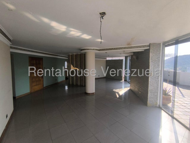 En el Bosque Apartamento con planta electrica en venta Ubicado en Valencia Carabobo Codigo 24-24518 ELOISA MEJIA
