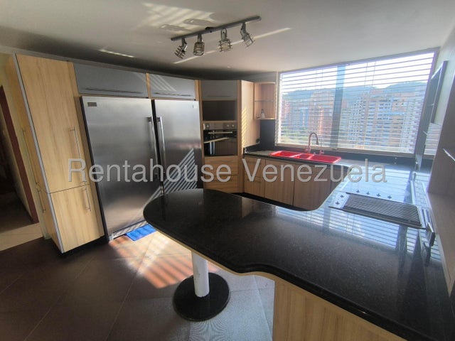 En el Bosque Apartamento con planta electrica en venta Ubicado en Valencia Carabobo Codigo 24-24518 ELOISA MEJIA