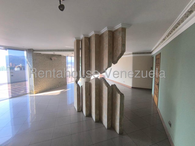 En el Bosque Apartamento con planta electrica en venta Ubicado en Valencia Carabobo Codigo 24-24518 ELOISA MEJIA