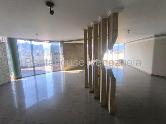 En el Bosque Apartamento con planta electrica en venta Ubicado en Valencia Carabobo Codigo 24-24518 ELOISA MEJIA