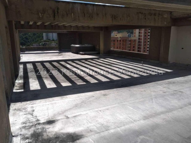 PENT-HOUSE con Pozo y planta electrica en venta ubicado en valle blanco carabobo codigo 23-23830 ELOISA MEJIA