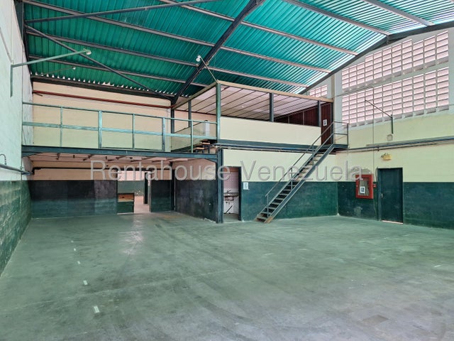Piedra pintada Naguanagua apartamento en venta Desiree Castillo Rentahouse 