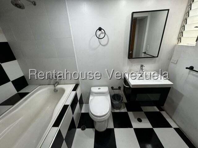 VENTA COLINAS DE BELLO MONTE #25-14288