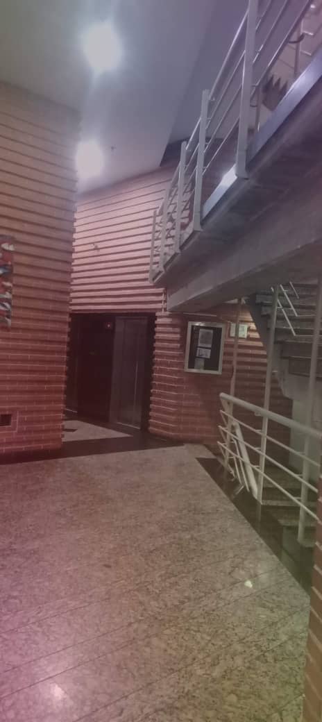 ALQUILO APARTAMENTO EN RESD. SOLANO