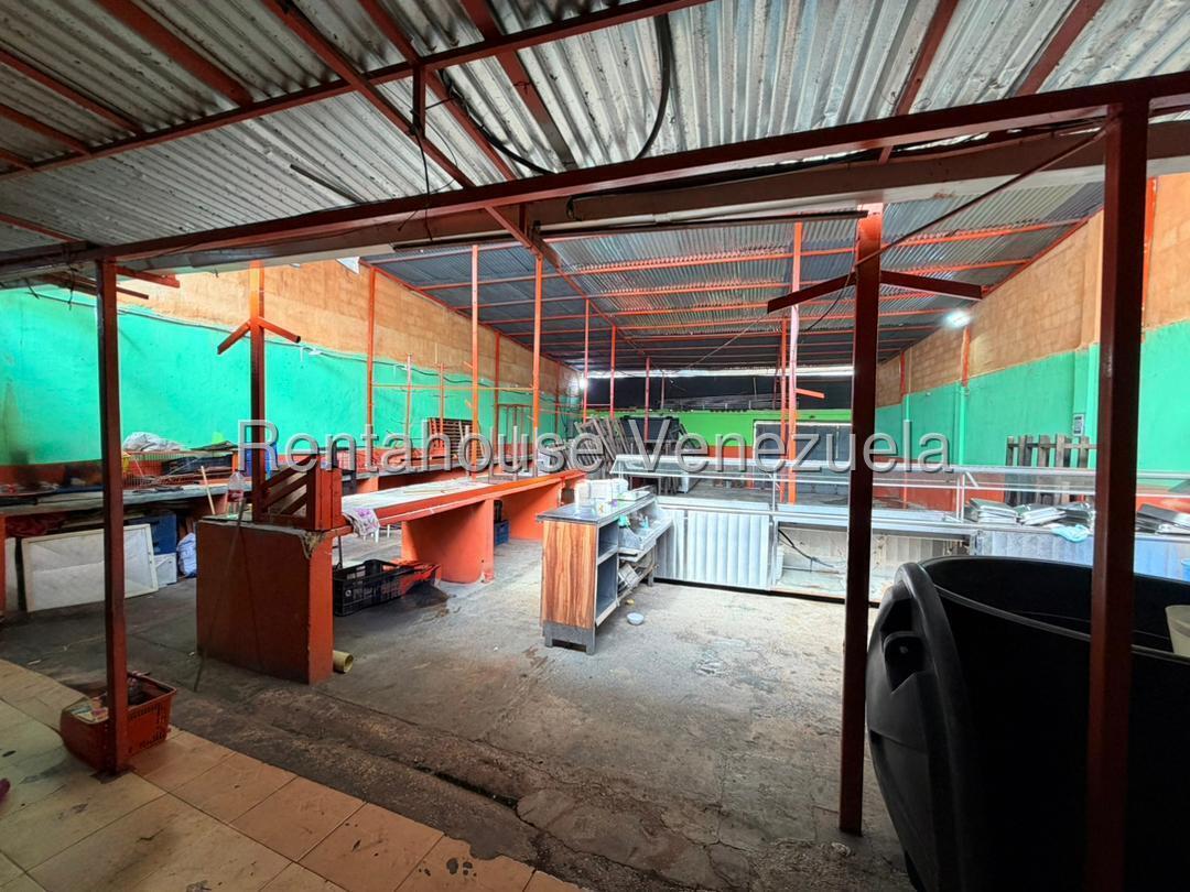 Local comercial en Tocuyito en venta  codigo 26-18905
