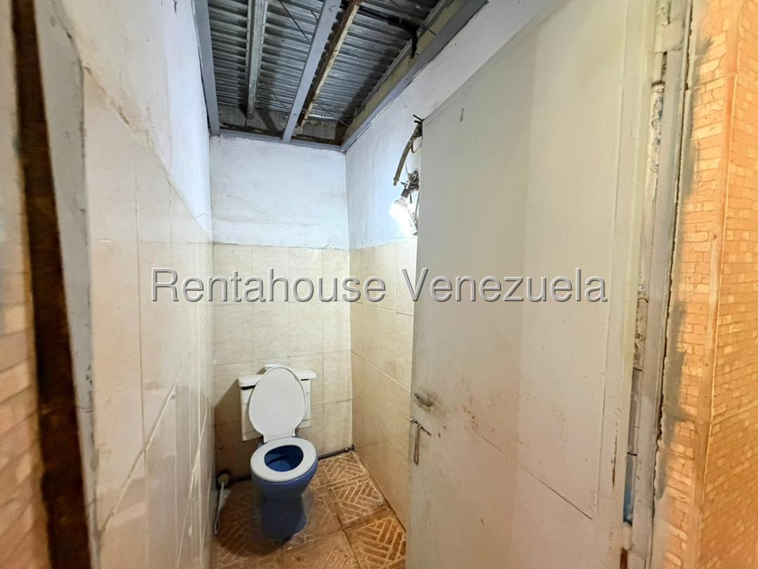 Local comercial en Tocuyito en venta  codigo 26-18905