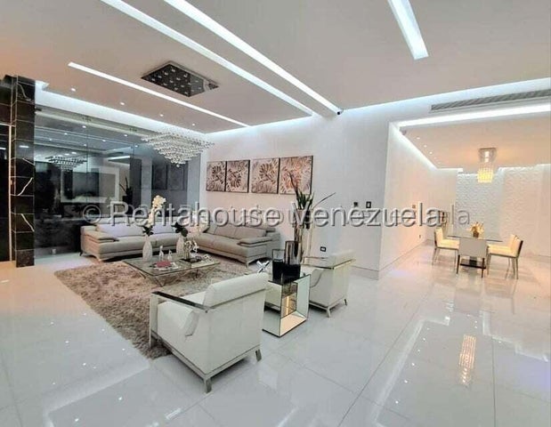 Amoblado Apartamento en venta con pozo de agua y planta eléctrica ubicado en prebo 3 Valencia Carabobo 26-9641 ELOISA MEJIA