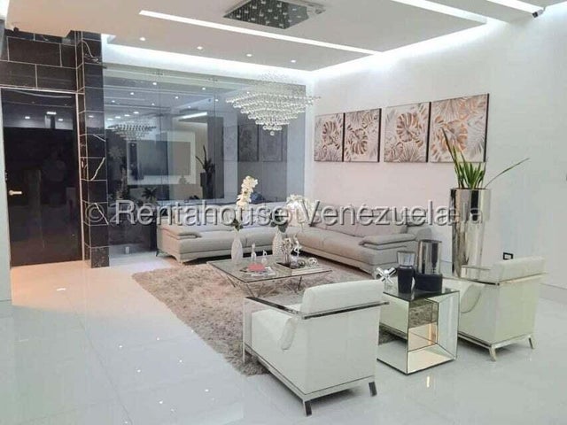 Amoblado Apartamento en venta con pozo de agua y planta eléctrica ubicado en prebo 3 Valencia Carabobo 26-9641 ELOISA MEJIA