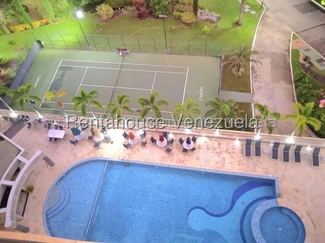 Amoblado Apartamento en venta con pozo de agua y planta eléctrica ubicado en prebo 3 Valencia Carabobo 26-9641 ELOISA MEJIA