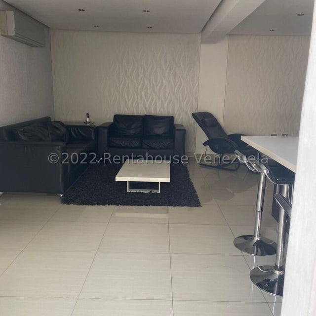 Mañongo  Townhouse en venta   Naguanagua Carabobo Desiree Castillo Rentahouse