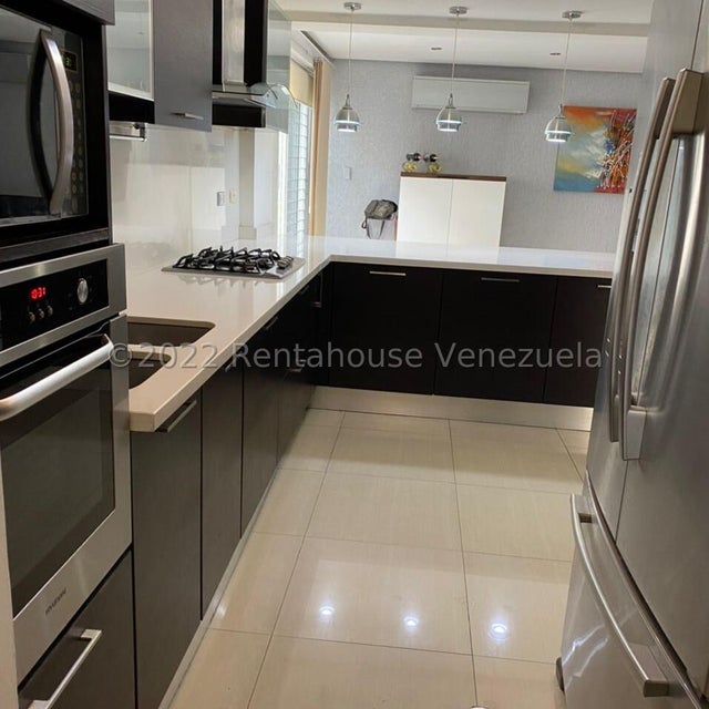 Mañongo  Townhouse en venta   Naguanagua Carabobo Desiree Castillo Rentahouse