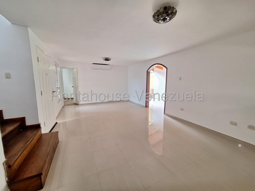Mañongo Townhouse en venta  Naguanagua Carabobo Desiree Castillo Rentahouse