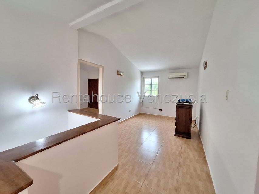 Mañongo Townhouse en venta  Naguanagua Carabobo Desiree Castillo Rentahouse