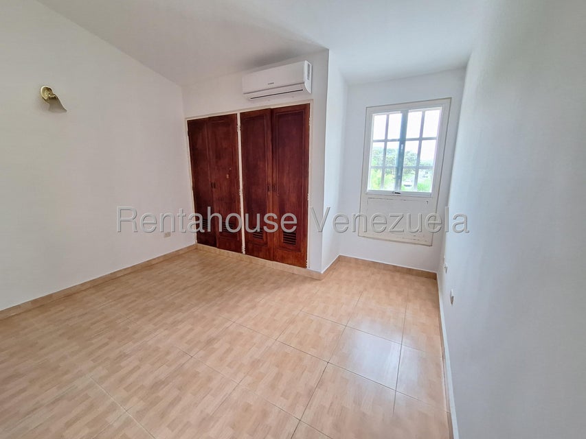 Mañongo Townhouse en venta  Naguanagua Carabobo Desiree Castillo Rentahouse