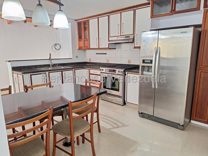 Mañongo Townhouse en venta  Naguanagua Carabobo Desiree Castillo Rentahouse