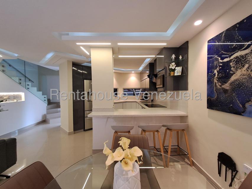 El Rincón Naguanagua Townhouse en venta Carabobo Desiree Castillo Rentahouse 