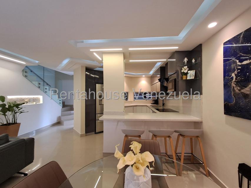 El Rincón Naguanagua Townhouse en venta Carabobo Desiree Castillo Rentahouse 