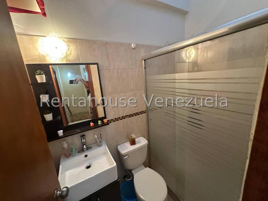 Manantial Townhouse en venta Naguanagua Carabobo Desiree Castillo Rentahouse 