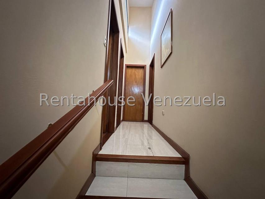 Manantial Townhouse en venta Naguanagua Carabobo Desiree Castillo Rentahouse 