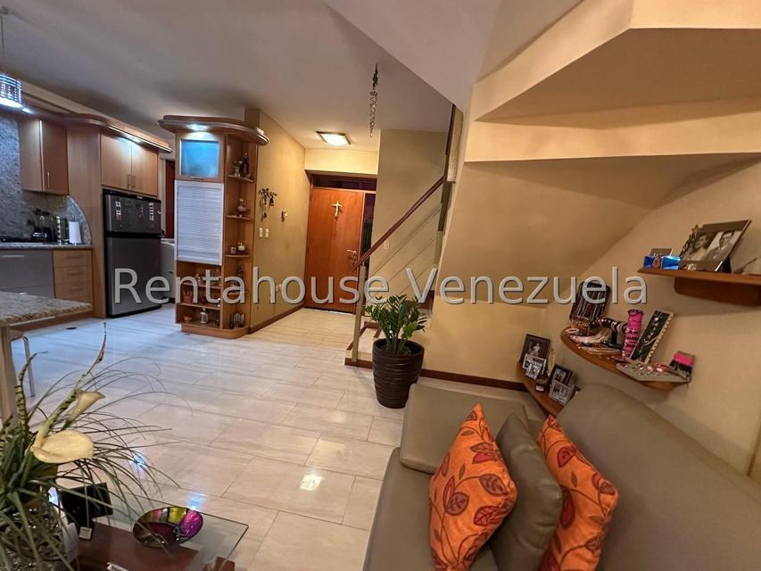 Manantial Townhouse en venta Naguanagua Carabobo Desiree Castillo Rentahouse 