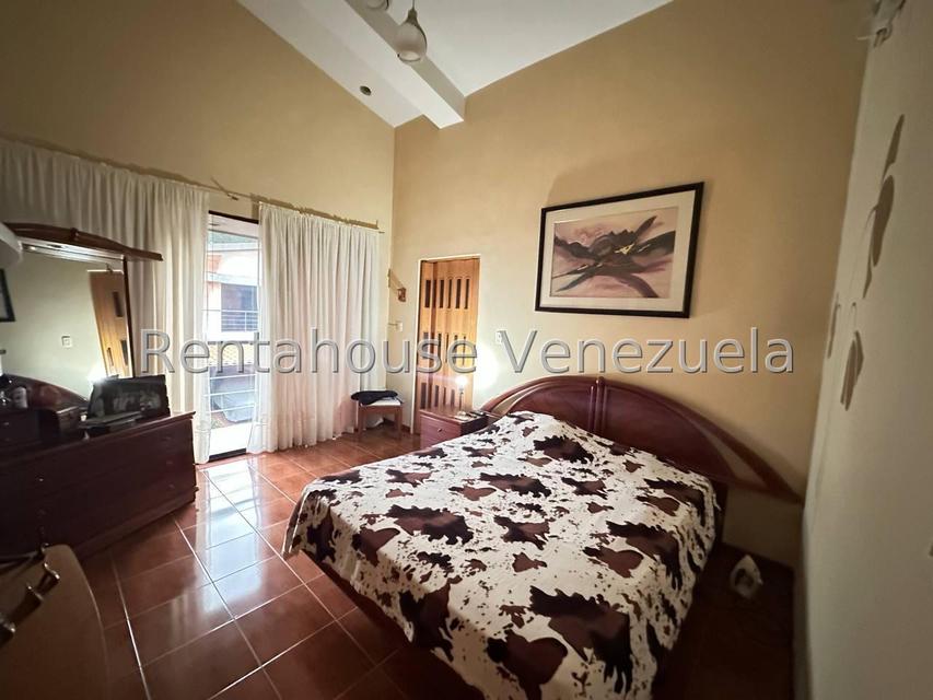 Manantial Townhouse en venta Naguanagua Carabobo Desiree Castillo Rentahouse 