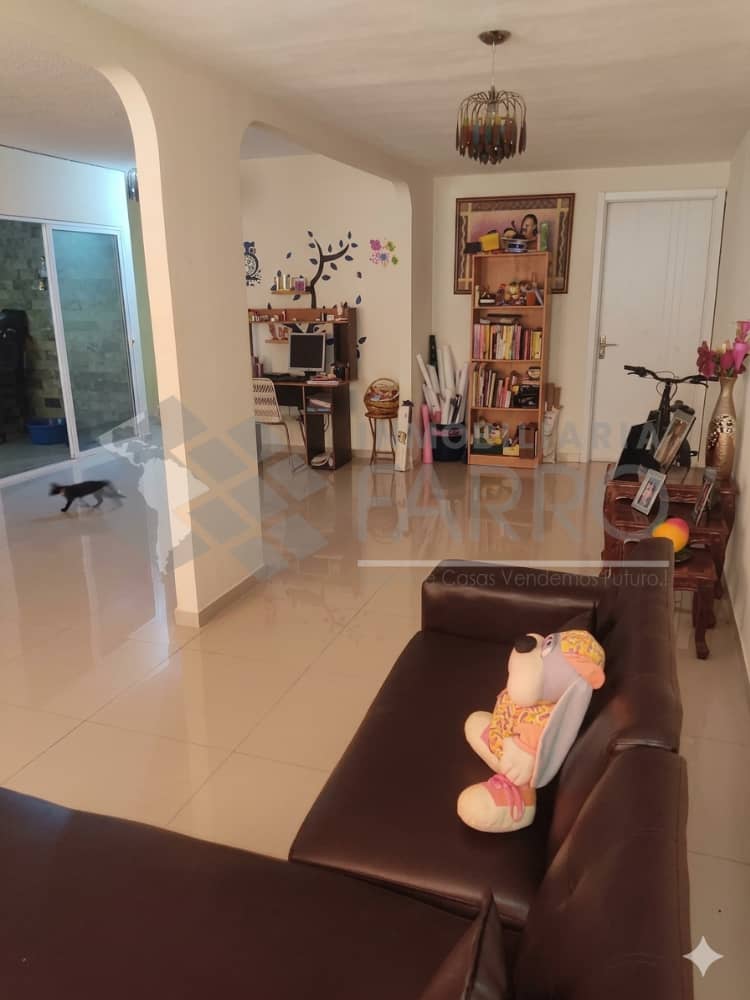 INMOBILIARIA FARRO VENDE CASA URBANIZACIÓN VILLA AGUASAY ZONA NORTE 