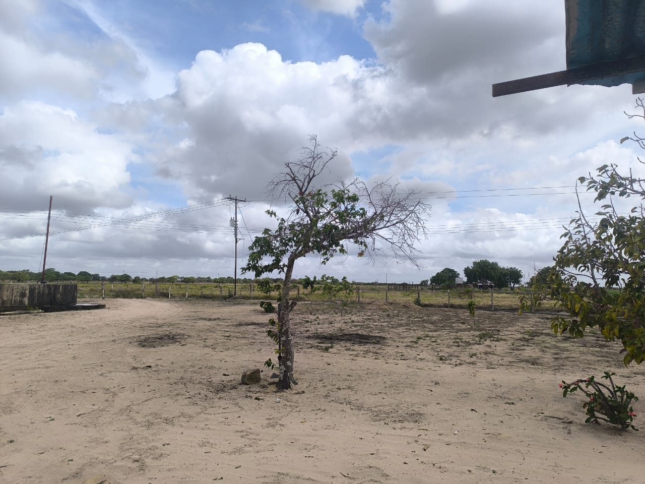 INMOBILIARIA FARRO VENDE TERRENO CARRETERA NACIONAL SANTA BARBARA AGUASAY 