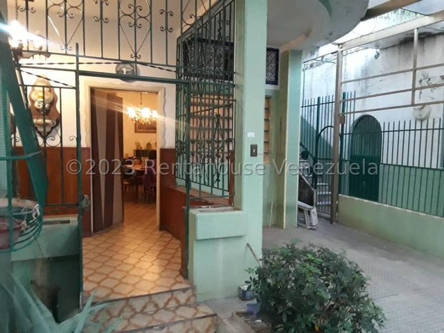 VENTA LOS CHORROS #24-11073
