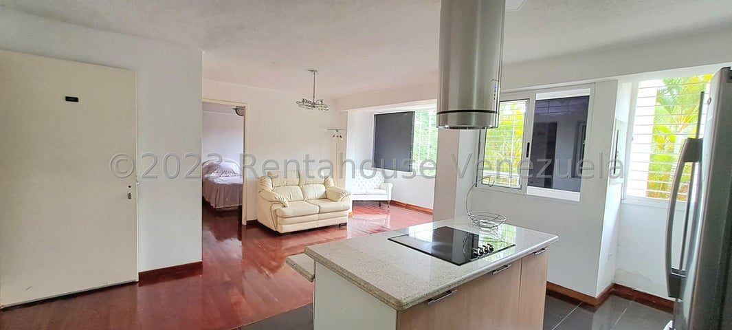 VENTA  EL HATILLO #24-2014