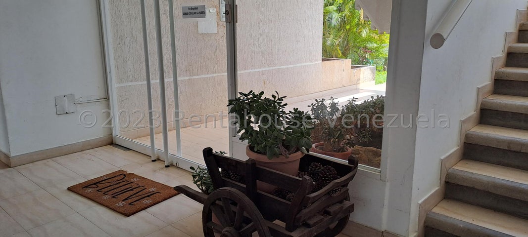 VENTA  EL HATILLO #24-2014
