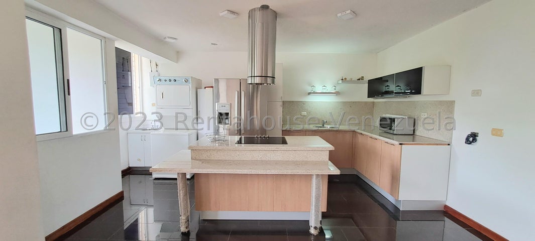 VENTA  EL HATILLO #24-2014