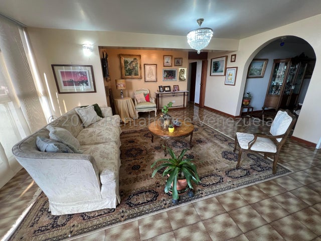 VENTA BELLO MONTE  #24-18282