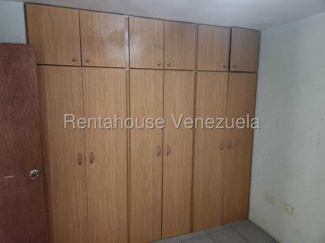26-18491 Apartamento equipado y amoblado en Venta en Paraparal