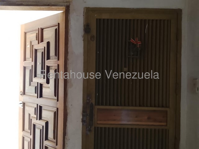 26-18990  Apartamento en Venta en Barbula Naguanagua