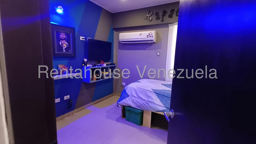 En Mañongo Nahuanagua Apartamento con Pozo y Panta Electrica en venta codigo 25-15744