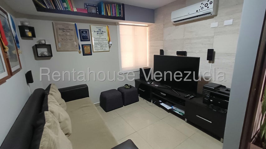 En Mañongo Nahuanagua Apartamento con Pozo y Panta Electrica en venta codigo 25-15744