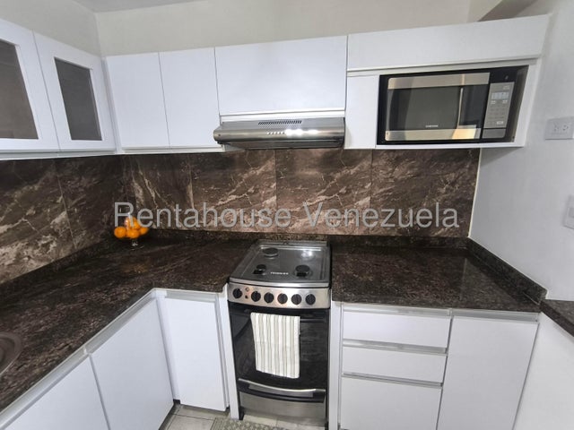Fresco Apartamento en venta Ubicado en av Bolivar norte Valencia Carabobo en venta codigo 26-18943