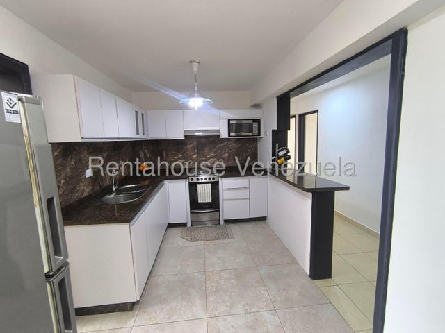 Fresco Apartamento en venta Ubicado en av Bolivar norte Valencia Carabobo en venta codigo 26-18943