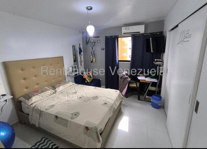 Venta de Apto. Resd. Saint Moritz. La Trigaleña #26-16859