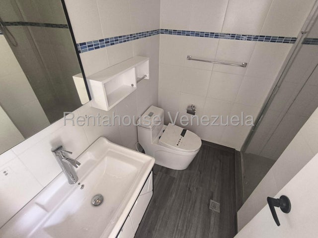 De lujo Casa en venta ubicada en el bosque valencia carabobo codigo 26-13718