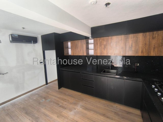 De lujo Casa en venta ubicada en el bosque valencia carabobo codigo 26-13718